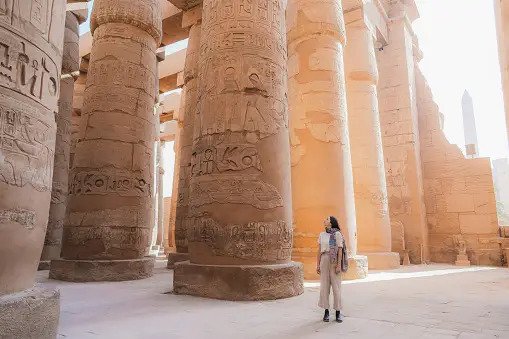La guía final para viajar solo en Egipto.