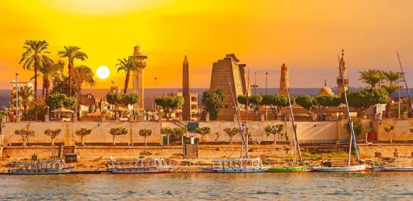 Luxor Overday from Aswan